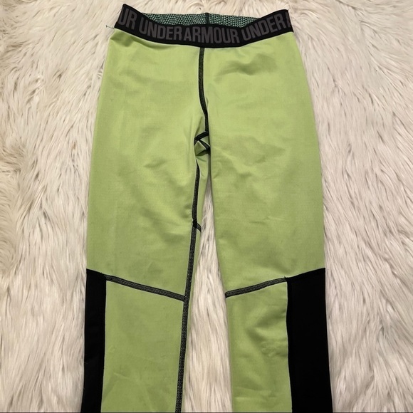 Under Armour HeatGear Compression Capri Legging - Picture 8 of 12